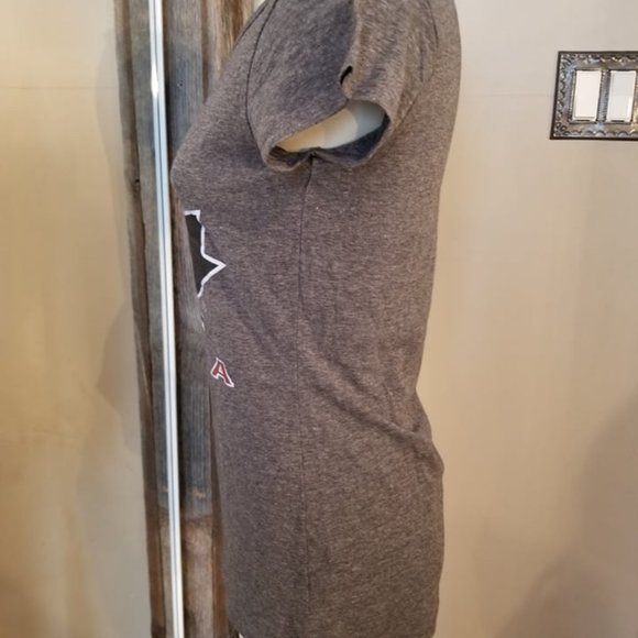 Women's Team Canada Fitted Top - Picture 2 of 4